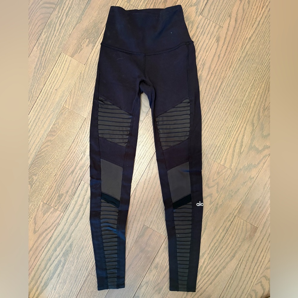 ALO Yoga Black High-Rise Performance Leggings